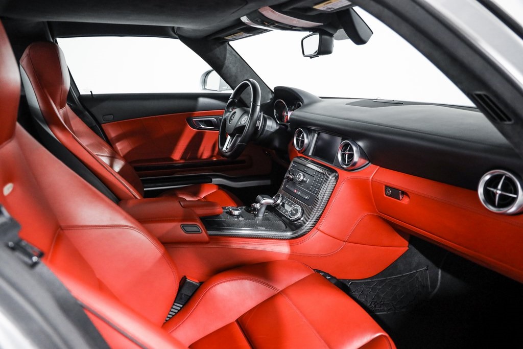 2011 Mercedes Benz SLS AMG photo 35