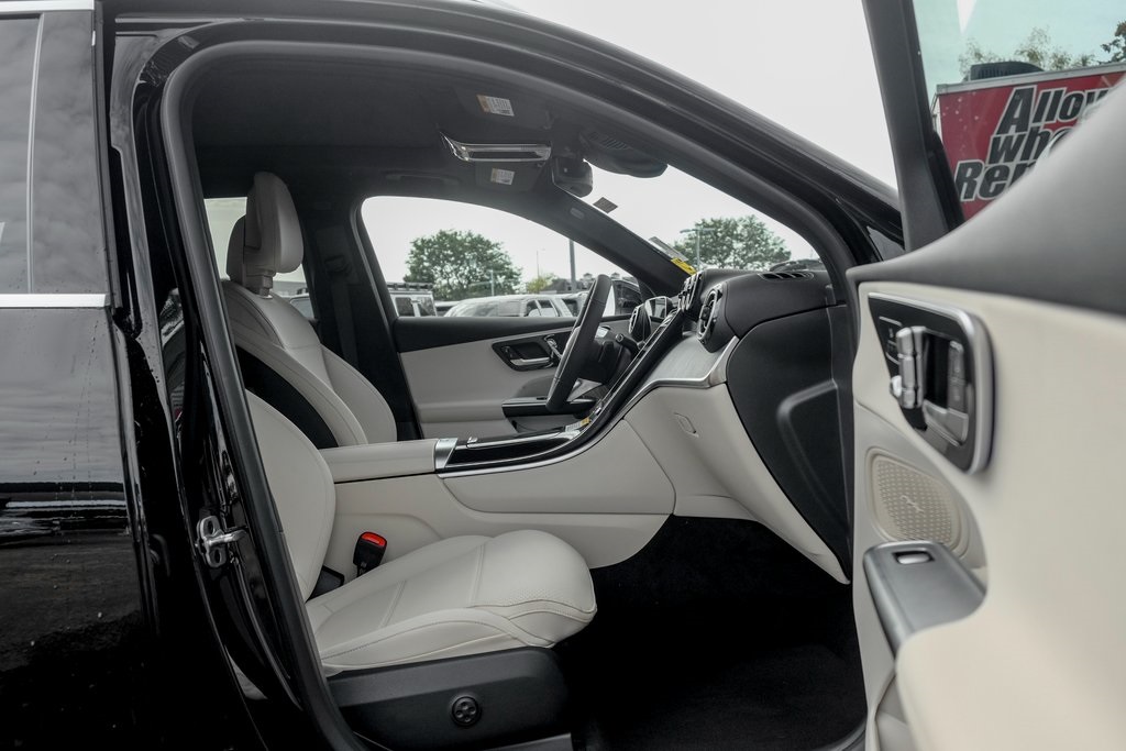 2026 Mercedes Benz GLC 300 4MATIC photo 18