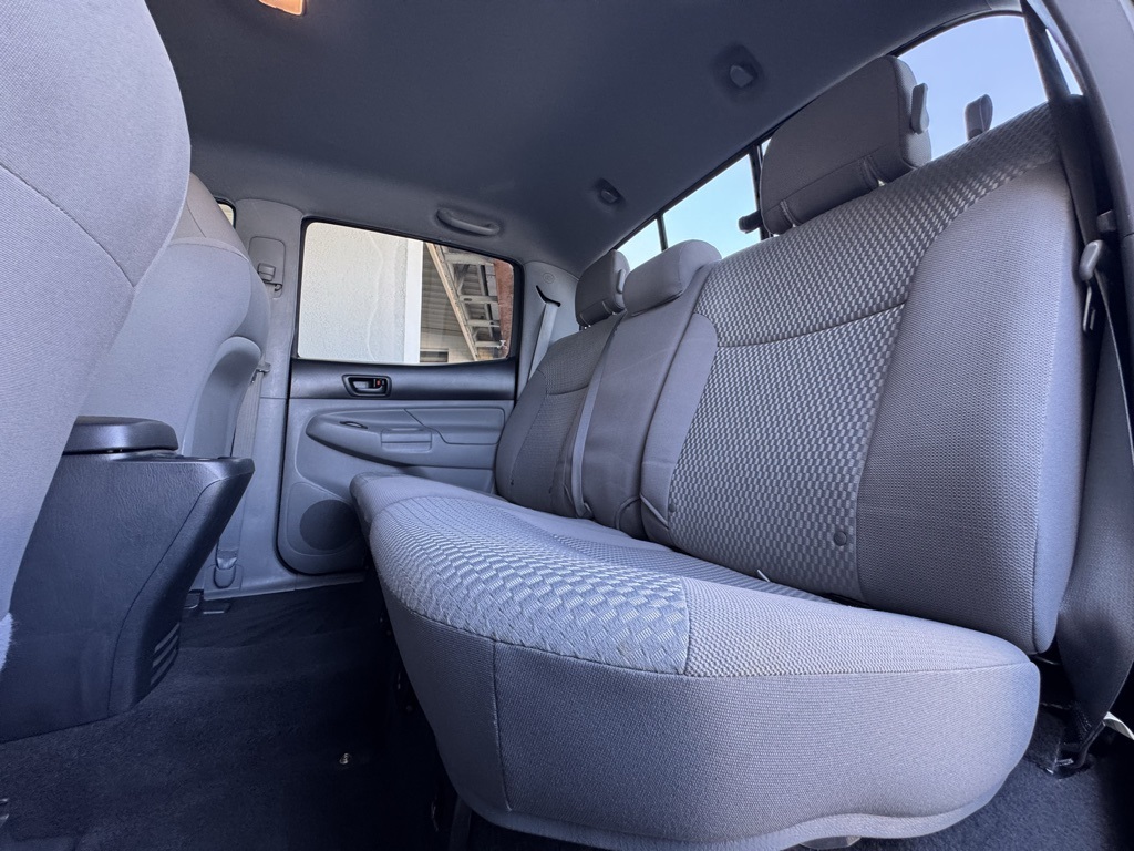 2013 Toyota Tacoma Base V6 photo 13