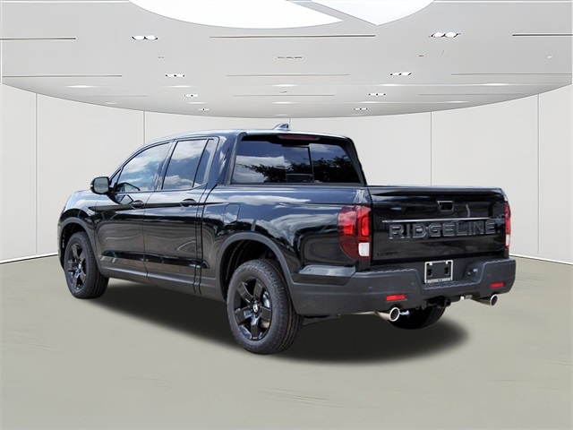 2025 Honda Ridgeline Black Edition photo 4