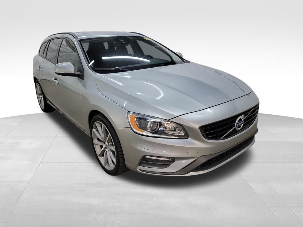 Used 2018 Volvo V60 Dynamic with VIN YV140MSL0J2395491 for sale in North Huntingdon, PA