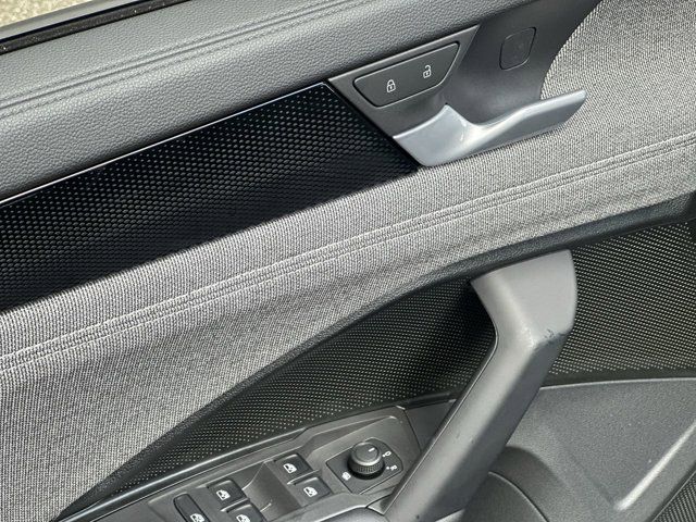 2025 Volkswagen Tiguan S photo 4