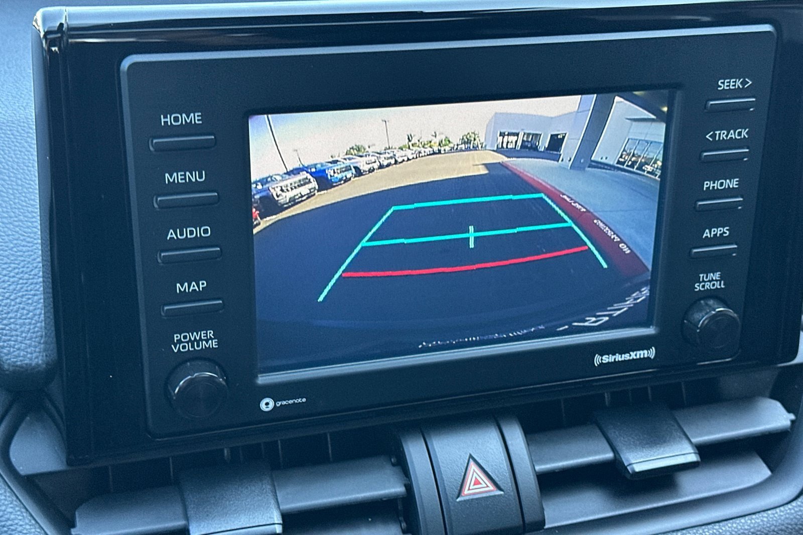 2022 Toyota RAV4 XLE photo 23