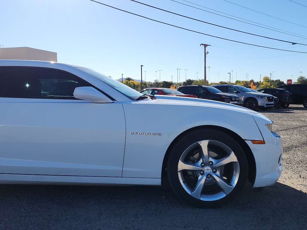 2014 Chevrolet Camaro 2LT photo 4