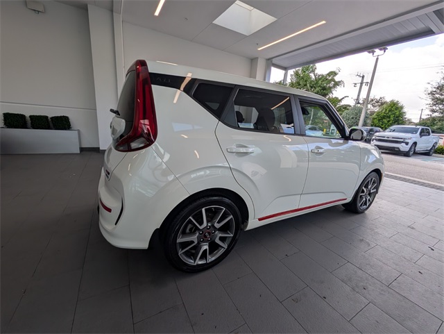 2020 Kia Soul GT-Line Turbo photo 13