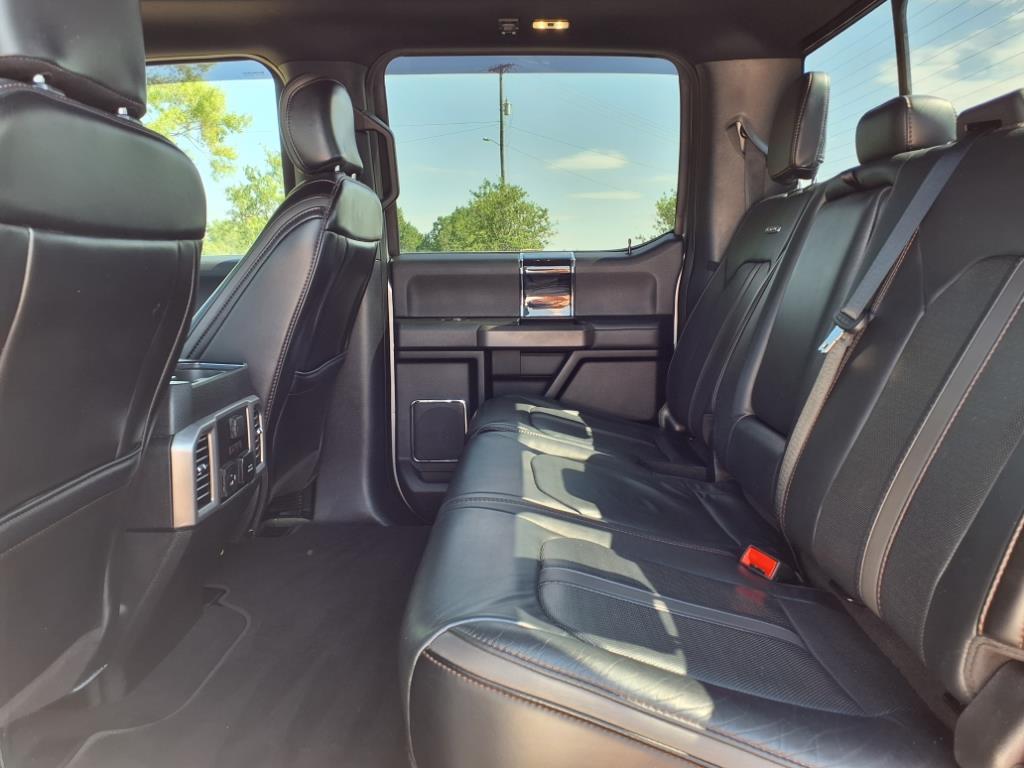 2020 Ford F-450 Platinum photo 25