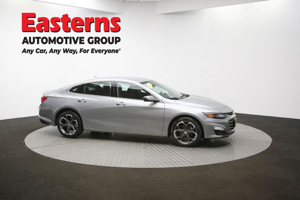 2023 Chevrolet Malibu 1LT photo 32