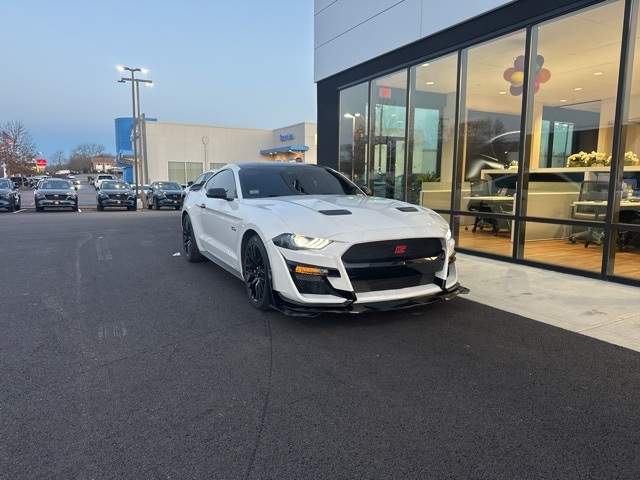 2021 Ford Mustang GT Premium's photo