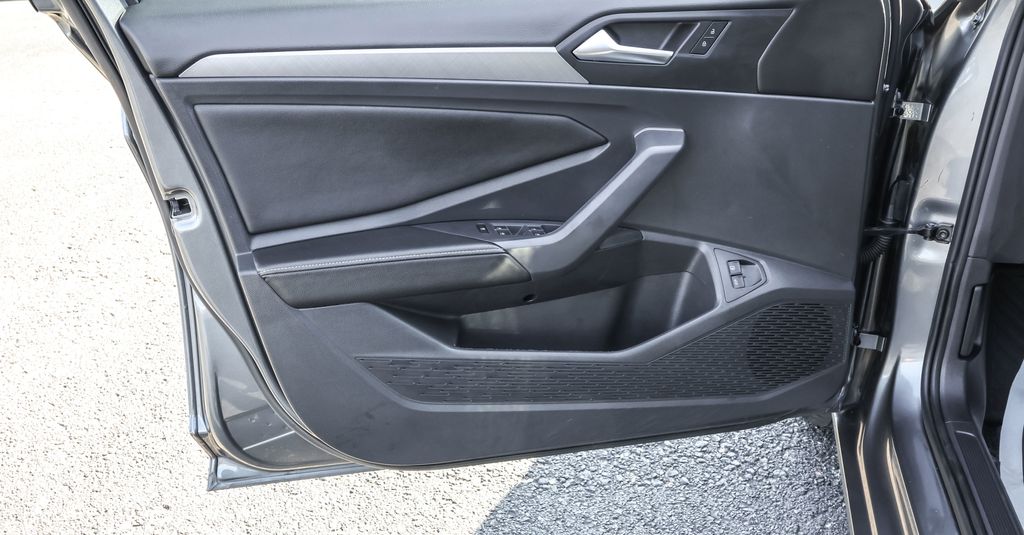 2023 Volkswagen Jetta 1.5T SE photo 22