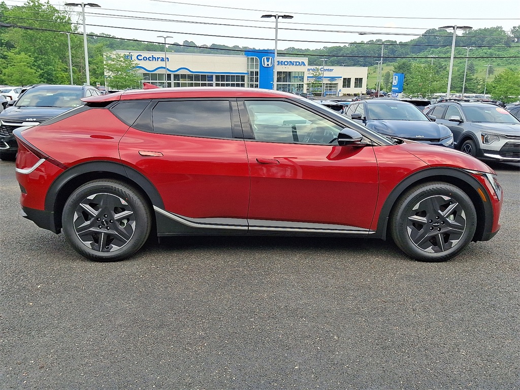 2025 Kia EV6 Light photo 7