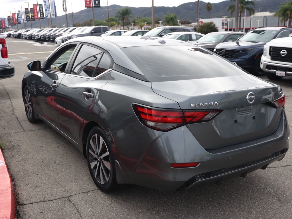 2021 Nissan Sentra SV photo 3