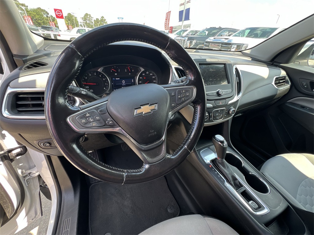 2019 Chevrolet Equinox LT photo 18