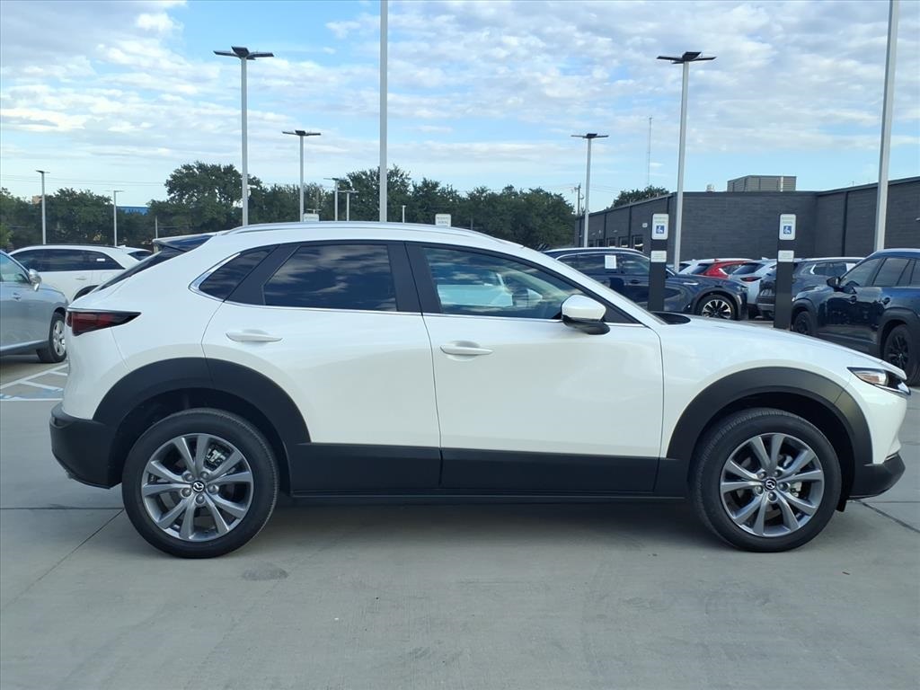 2025 Mazda CX-30 2.5 S Preferred photo 2