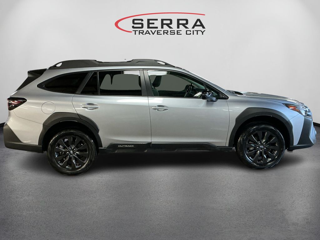 2025 Subaru Outback Onyx Edition photo 4