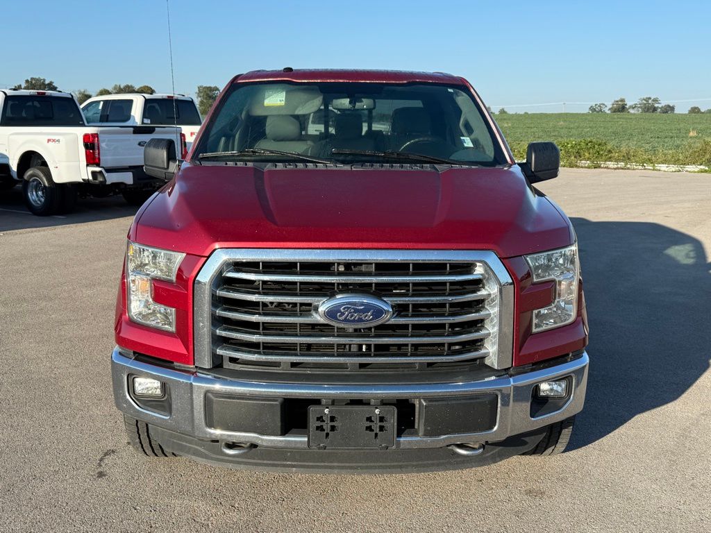 2016 Ford F-150 XLT photo 21