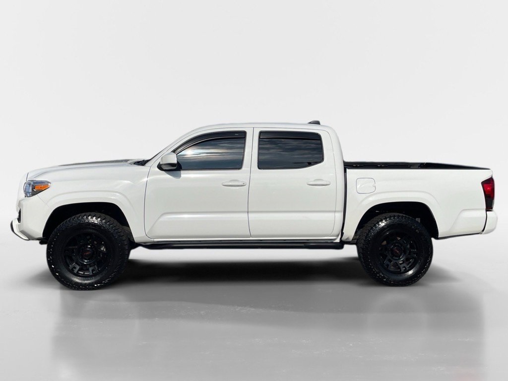 2023 Toyota Tacoma SR5 photo 2