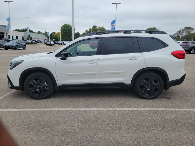 2024 Subaru Ascent Onyx Edition photo 4