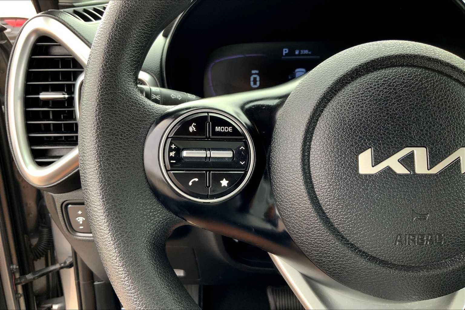 2023 Kia Soul LX photo 21