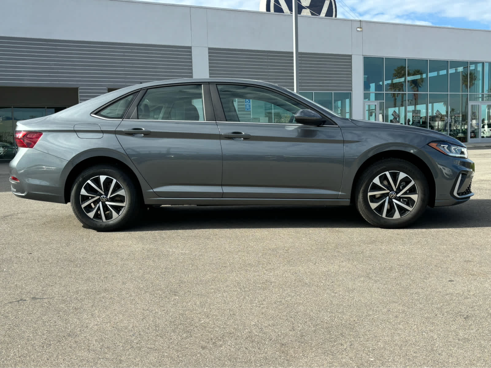 2025 Volkswagen Jetta S photo 3