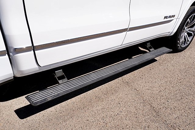 New 2026 Ivory White Tri-Coat Pearl-Coat Exterior Paint RAM Tungsten image 13