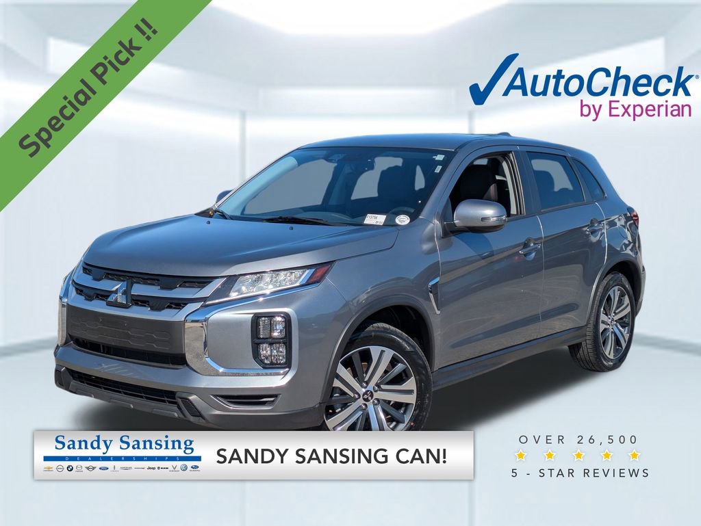 2024 Mitsubishi Outlander Sport SE's photo