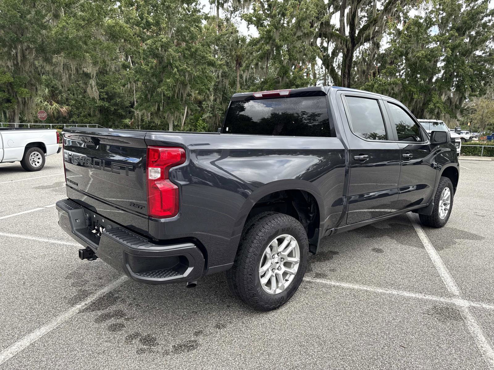 2024 Chevrolet Silverado 1500 RST photo 3
