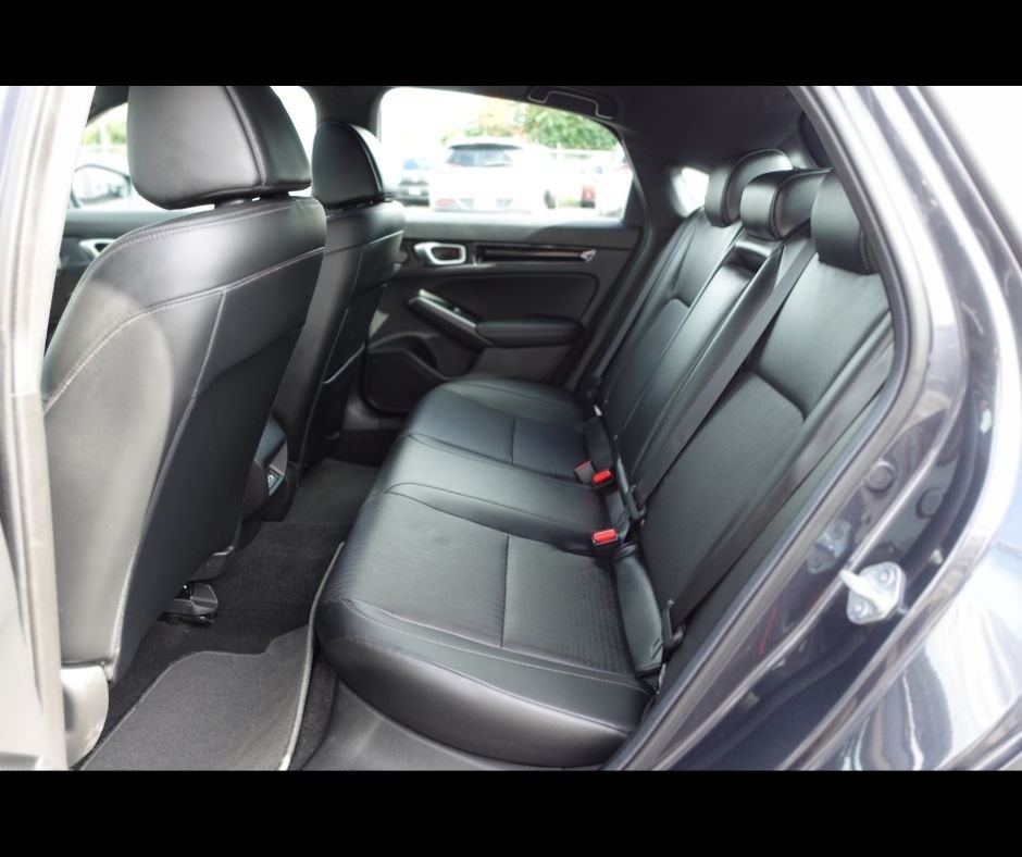 2024 Honda Civic Sport Touring Hatchback photo 2