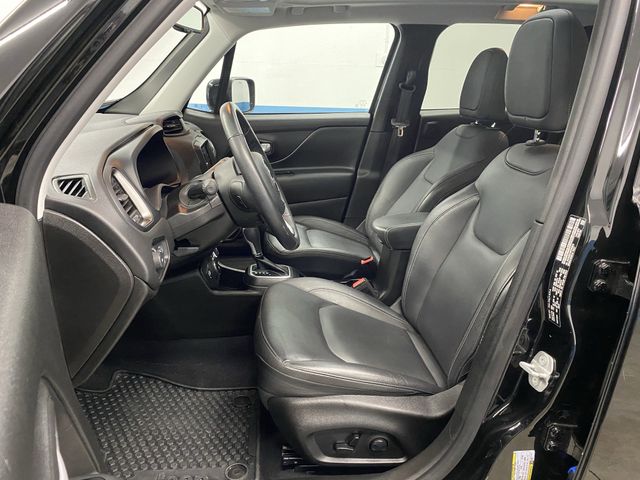 2023 Jeep Renegade Limited photo 3