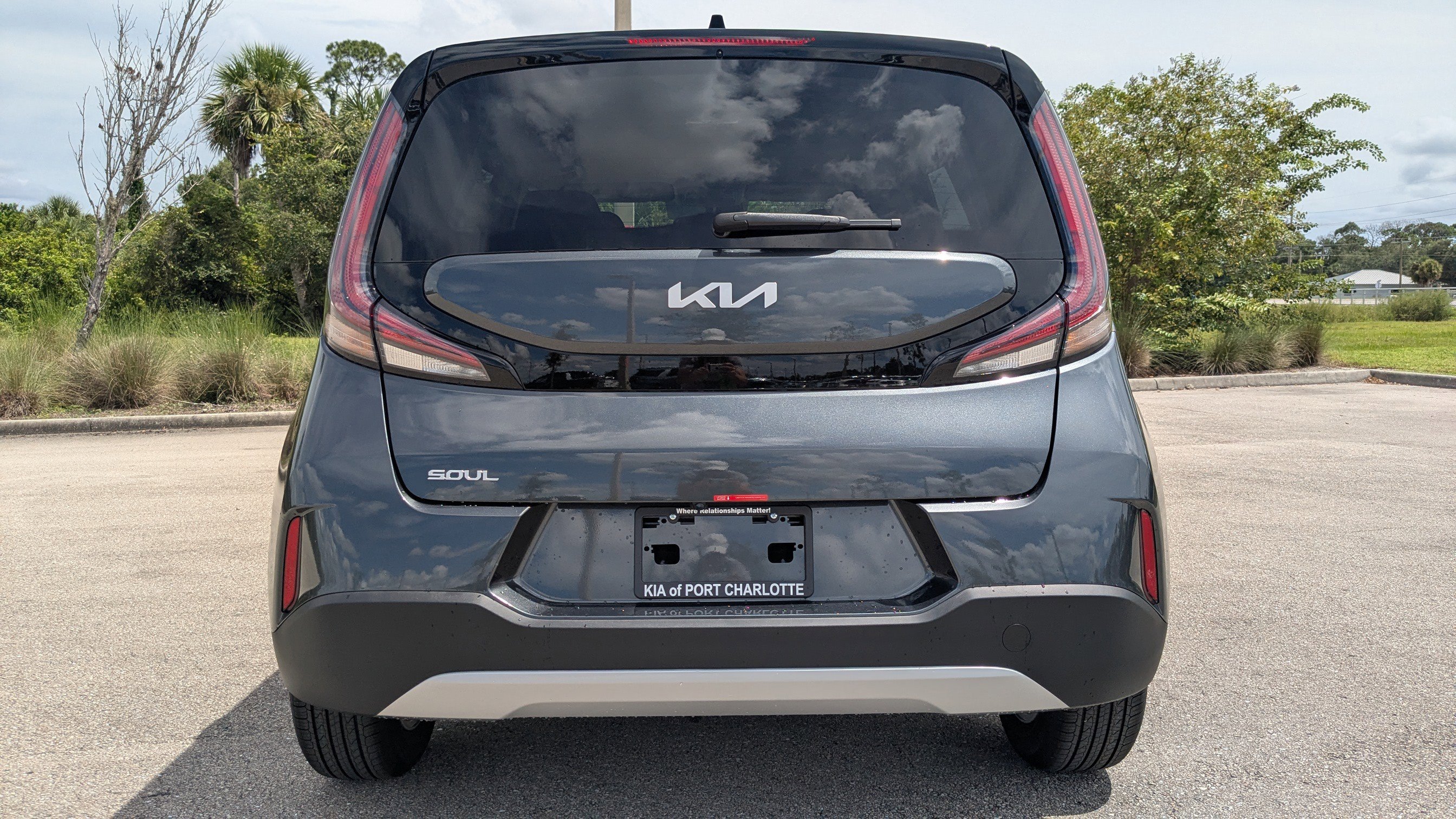 2025 Kia Soul S photo 2