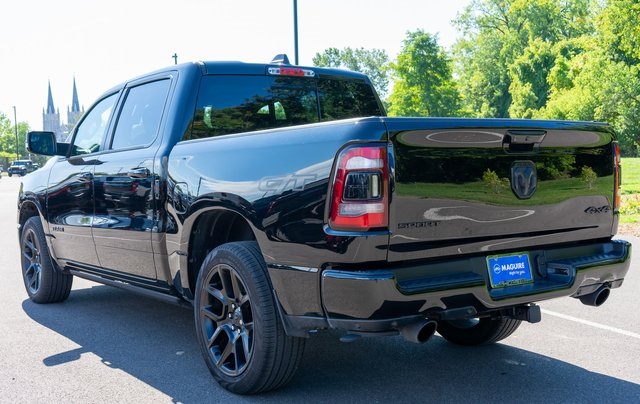 2024 Ram 1500 Sport photo 3