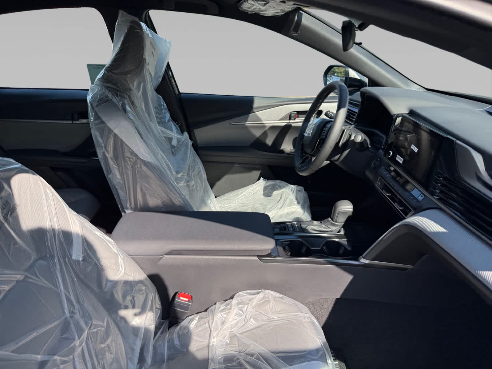 2026 Toyota Camry SE photo 14