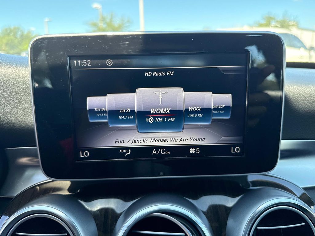 2018 Mercedes Benz C 300 photo 26