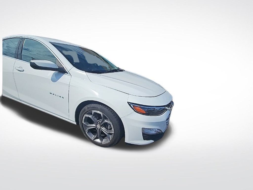 2023 Chevrolet Malibu 1LT photo 4