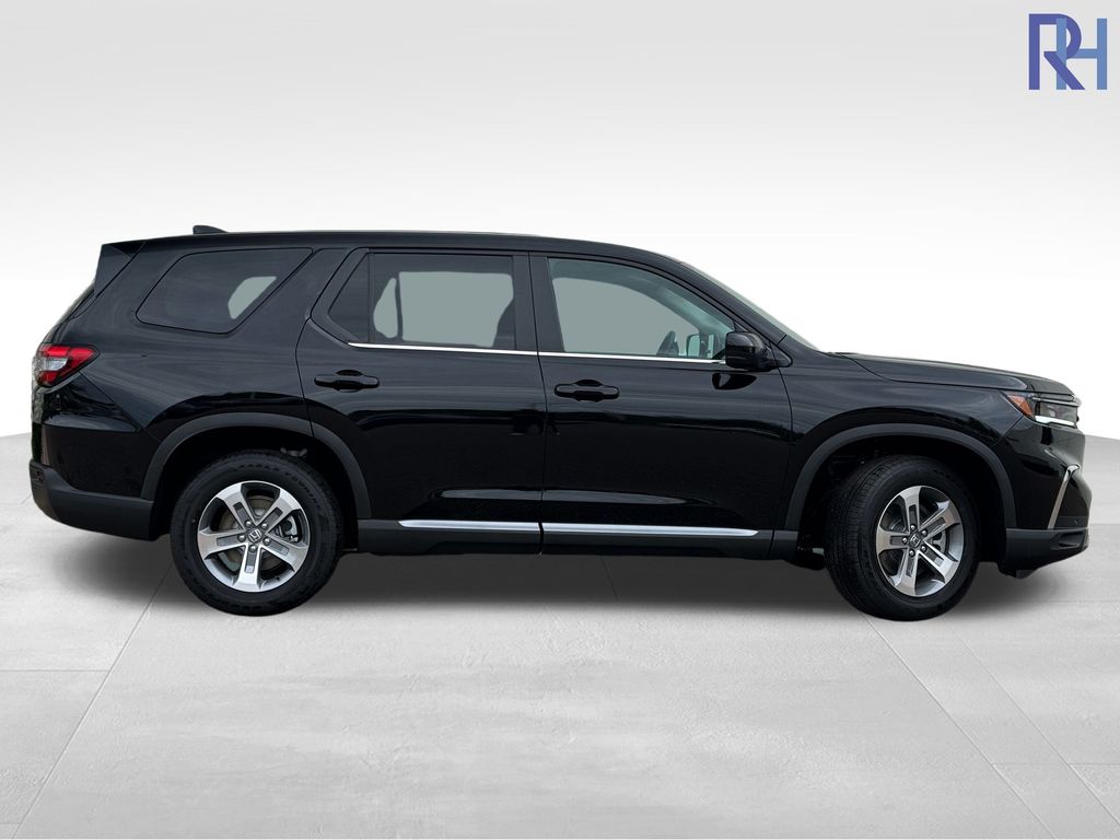 Certified 2025 Honda Pilot EX-L with VIN 5FNYG1H43SB150829 for sale in Coon Rapids, Minnesota