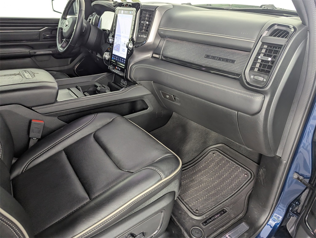 2023 Ram 1500 Limited Night Edition photo 32