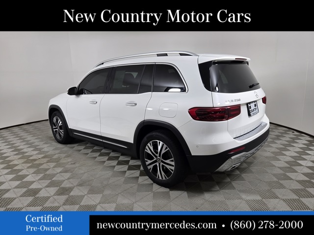 2024 Mercedes Benz GLB 250 4MATIC photo 3