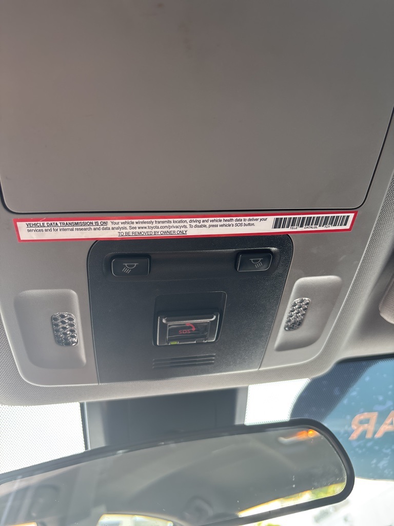 2022 Toyota Camry SE photo 22
