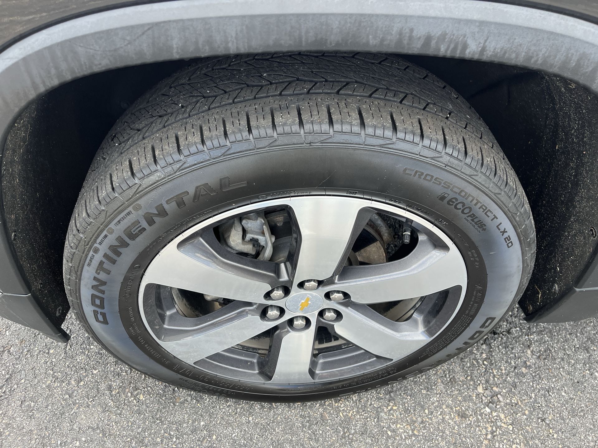 2020 Chevrolet Traverse 3LT photo 2