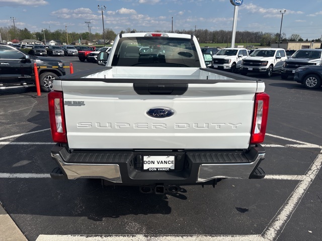 2025 Ford F-350 XL photo 5