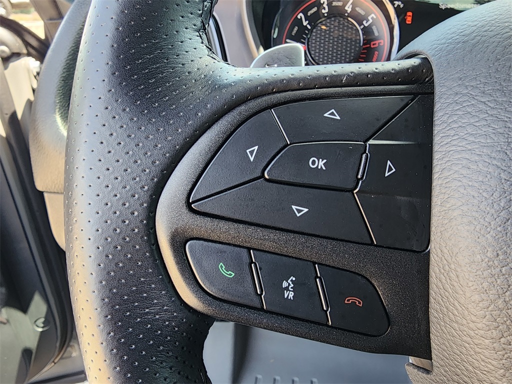 2023 Dodge Challenger R/T photo 18
