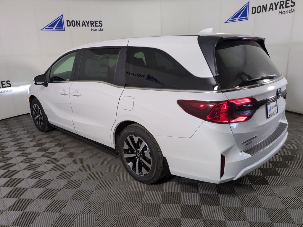 2026 Honda Odyssey EX-L photo 3