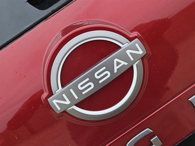 2026 Nissan Rogue S photo 2