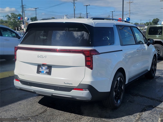 2026 Kia Carnival EX photo 2