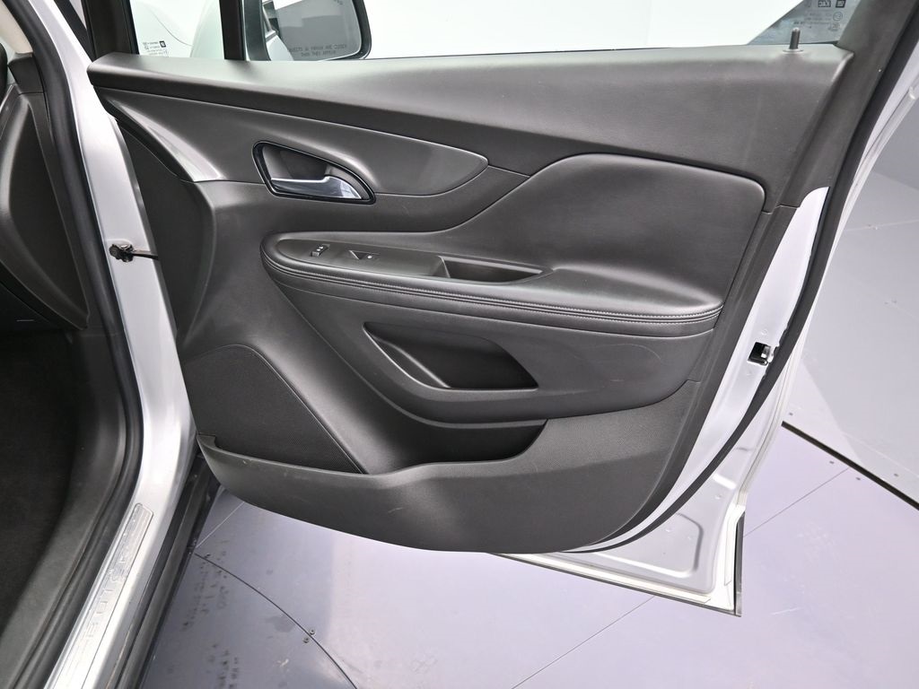 2017 Buick Encore Preferred photo 20