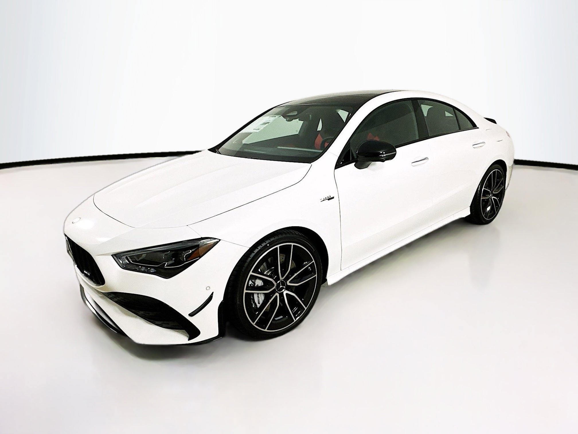 2025 Mercedes Benz CLA 35 AMG 4MATIC photo 3