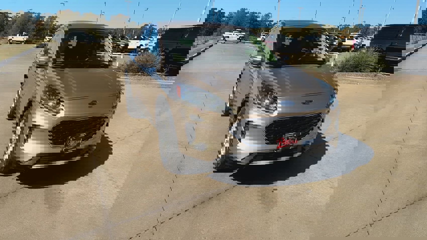 2020 Ford Escape SE photo 3