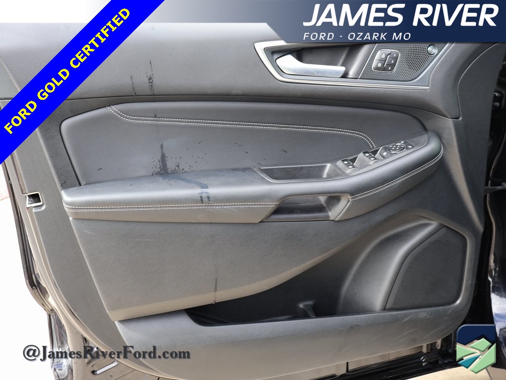 2024 Ford Edge Titanium photo 15