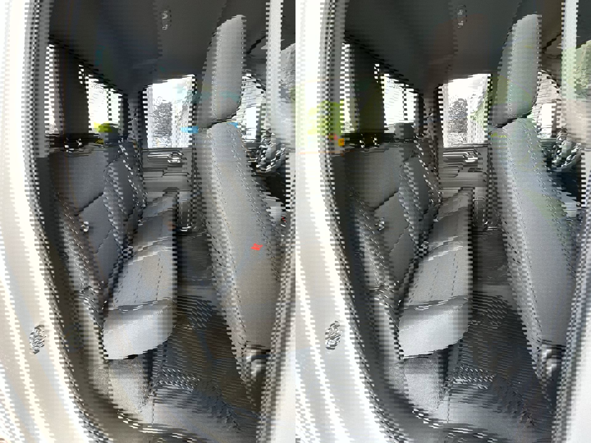 2025 Chevrolet Silverado 2500HD LT photo 26