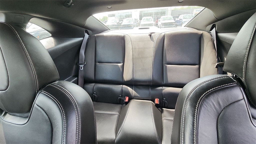 2012 Chevrolet Camaro 2LT photo 19