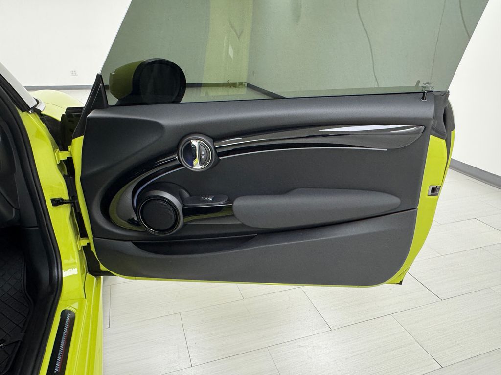 2024 Mini Cooper Hardtop John Cooper Works photo 12